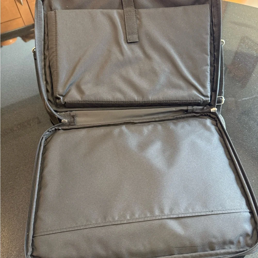 Black Men's Laptop Bag with shoulder Strap